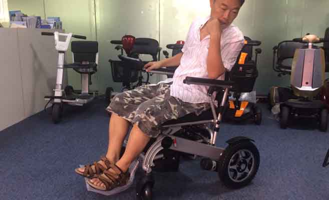 艾瑞尔幕布测评,揭秘本质:艾瑞尔幕布怎么样？
